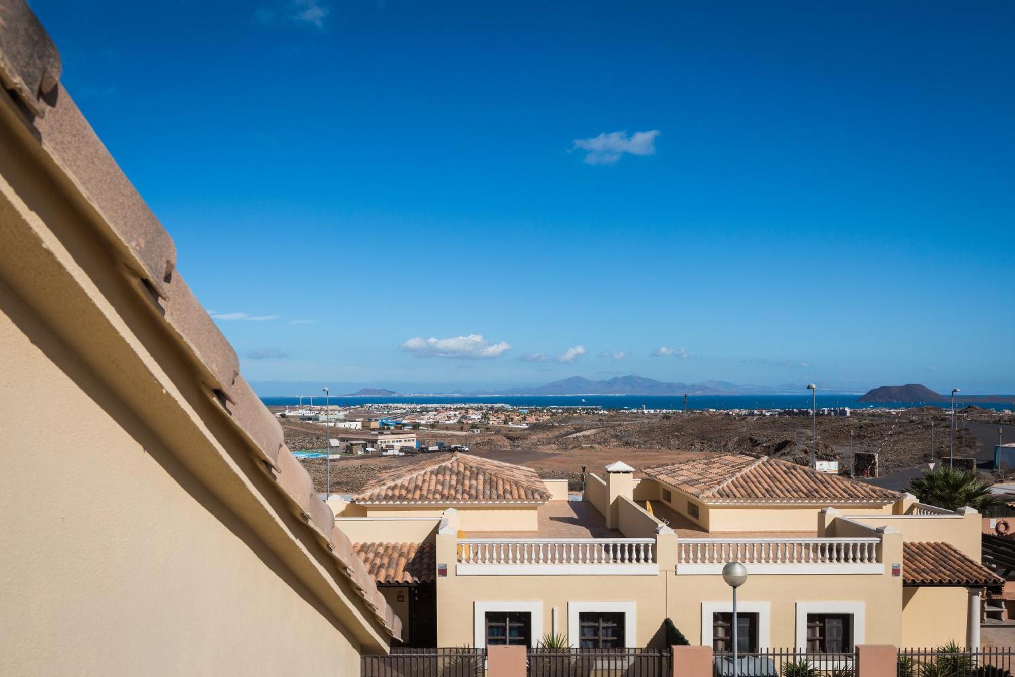Home2Book Private Pool & Terrace, Aloha Sun Villa コラレホ エクステリア 写真